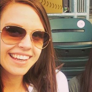 Meet your Posher, Kaycee